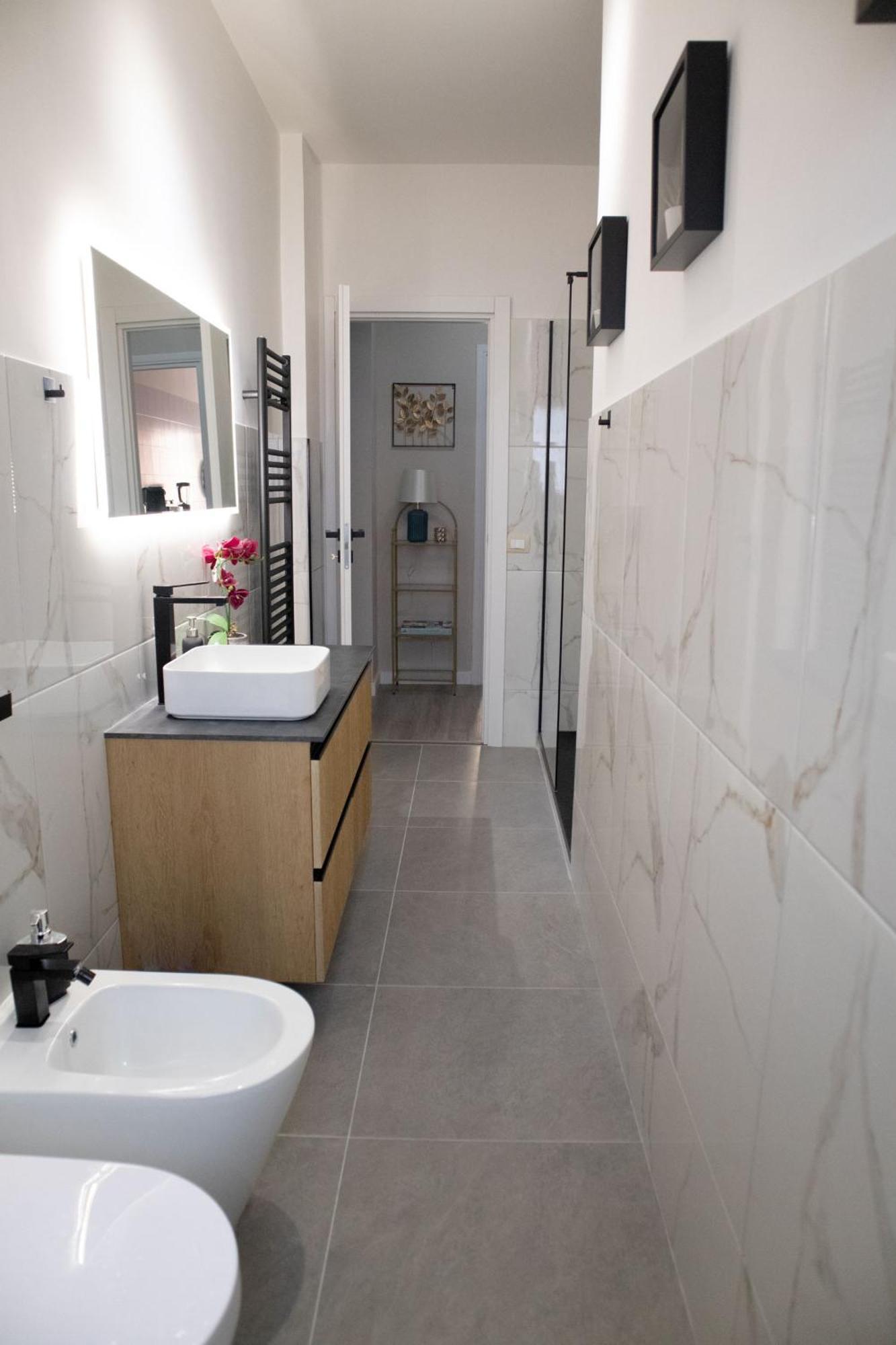 Sara'S Home - Modern Apartment Near Metro, Perfect For Families And Groups In Рим Екстер'єр фото