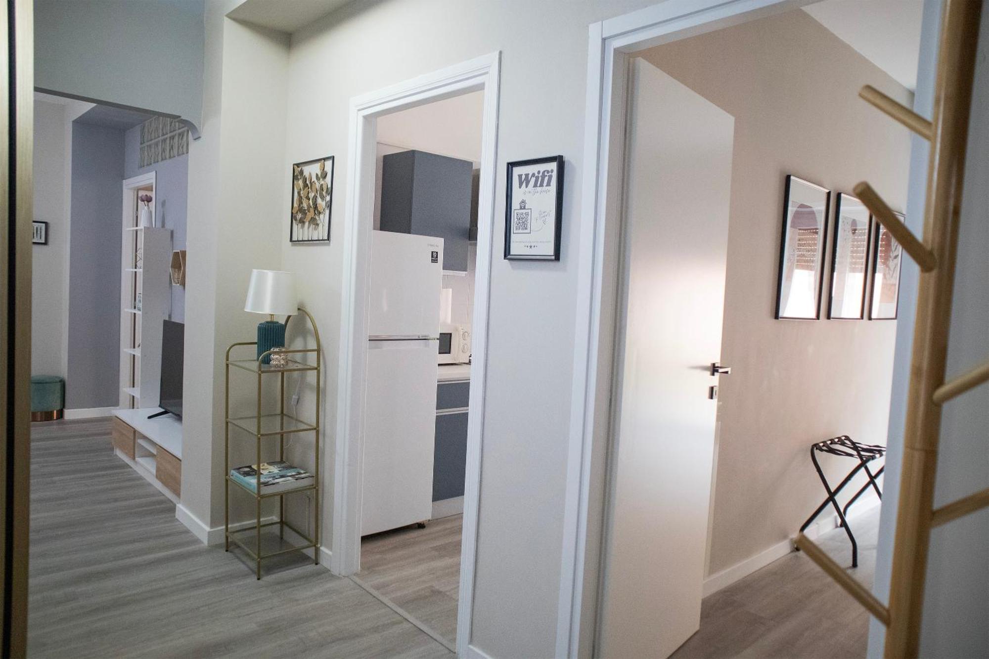 Sara'S Home - Modern Apartment Near Metro, Perfect For Families And Groups In Рим Екстер'єр фото